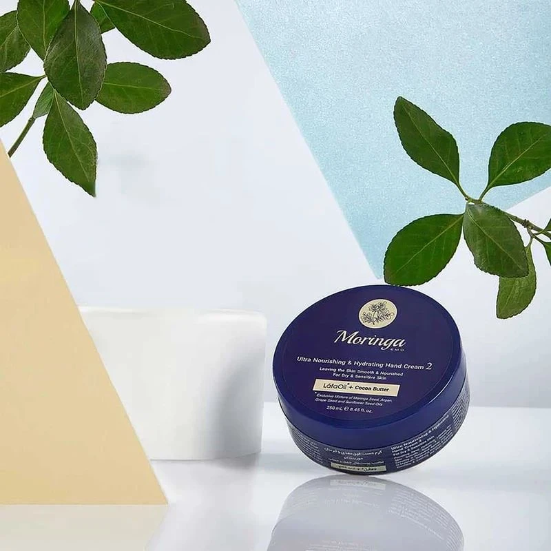 کرم آبرسان دست مورینگا امو مدل 2 مخصوص پوست خشک و حساس، حاوی کره کاکائو، روغن دانه مورینگا، آرگان، هسته انگور و دانه آفتاب‌گردان، حجم 250 میلی‌لیتری